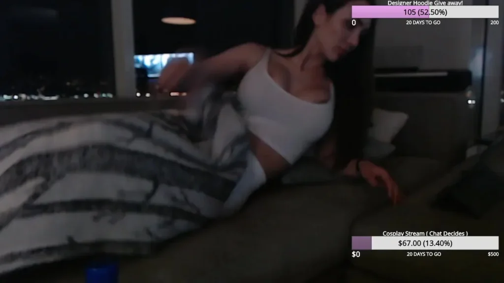 Babynez Double Slip While In Bed Twitch Streamer - LeakedOf.org